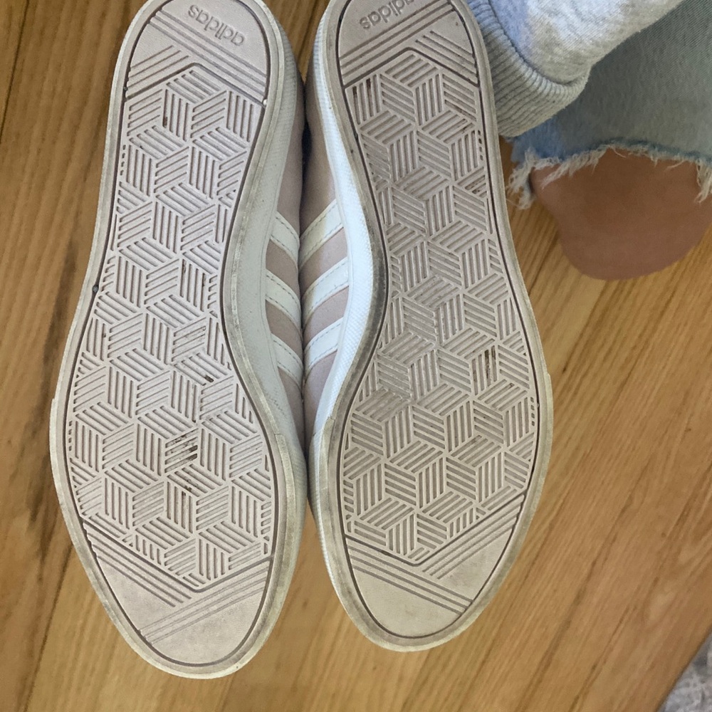 Adidas Beige Sneakers with White Stripes - Picture 5 of 5
